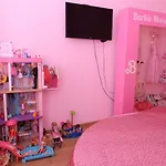 Barbie-themed 3bdr Penthouse Near The Beach,