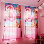 Barbie-themed 3bdr Penthouse Near The Beach, * נסבר