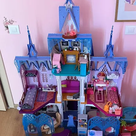 Barbie-themed 3bdr Penthouse Near The Beach, 아파트