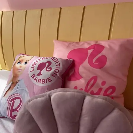 아파트 Barbie-themed 3bdr Penthouse Near The Beach, 네세부르