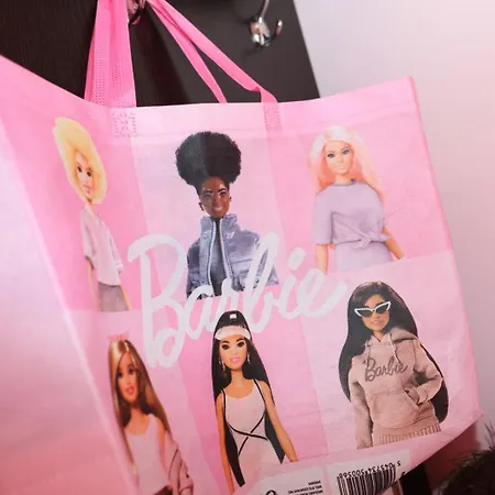 Barbie-themed 3bdr Penthouse Near The Beach, Appartement