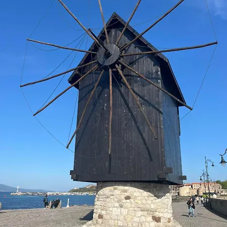 Appartement Barbie-themed 3bdr Penthouse Near The Beach, Nesebar