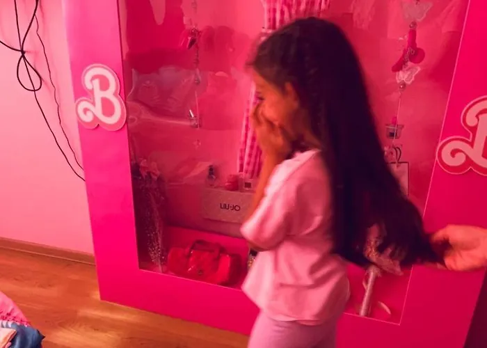Barbie-themed 3bdr Penthouse Near The Beach, Apartmán Nesebar