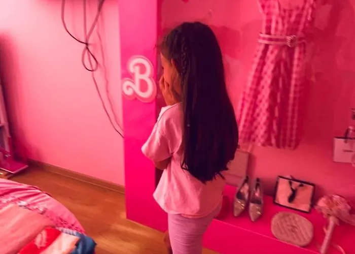 Barbie-themed 3bdr Penthouse Near The Beach, Apartmán Nesebar