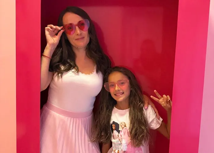 Barbie-themed 3bdr Penthouse Near The Beach, *