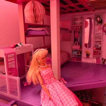 Barbie-themed 3bdr Penthouse Near The Beach, *