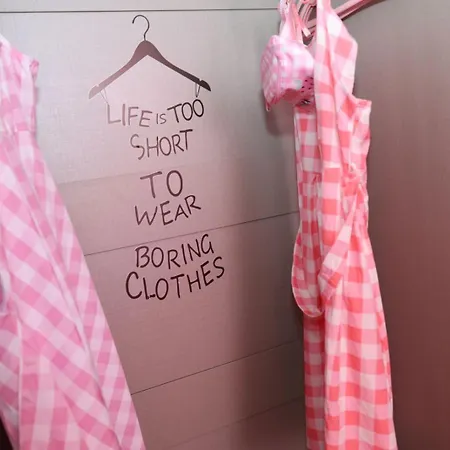 Barbie-themed 3bdr Penthouse Near The Beach, * 네세부르