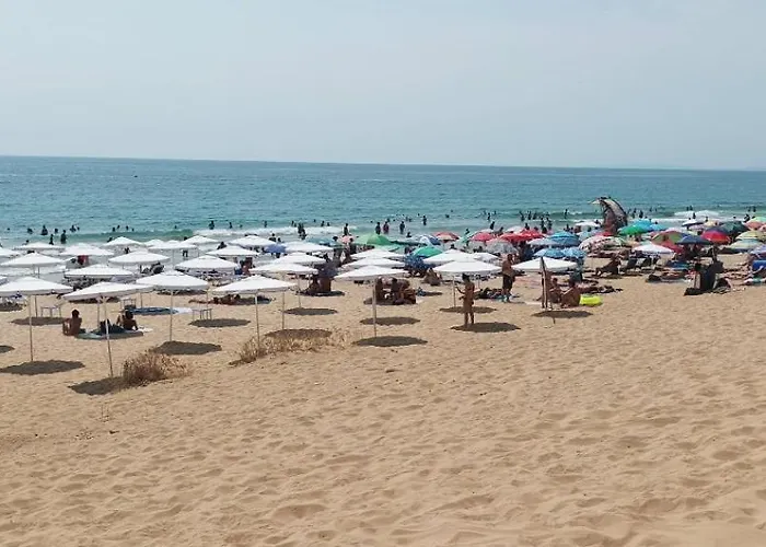 Apartament Barbie-themed 3bdr Penthouse Near The Beach, Nesebăr