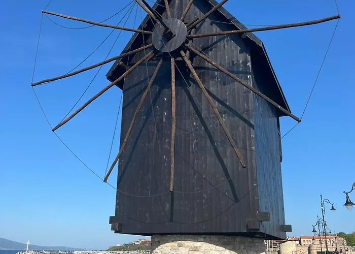 Apartament Barbie-themed 3bdr Penthouse Near The Beach, Nesebăr