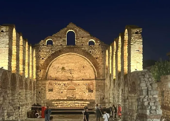Apartament Barbie-themed 3bdr Penthouse Near The Beach, Nesebăr